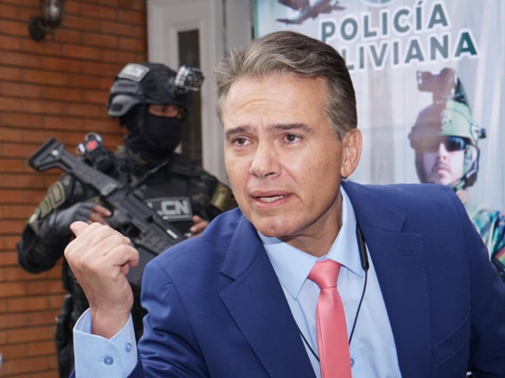 Viceministro de Defensa Ernesto Justiniano niega acusaciones sobre plan para capturar a Evo Morales